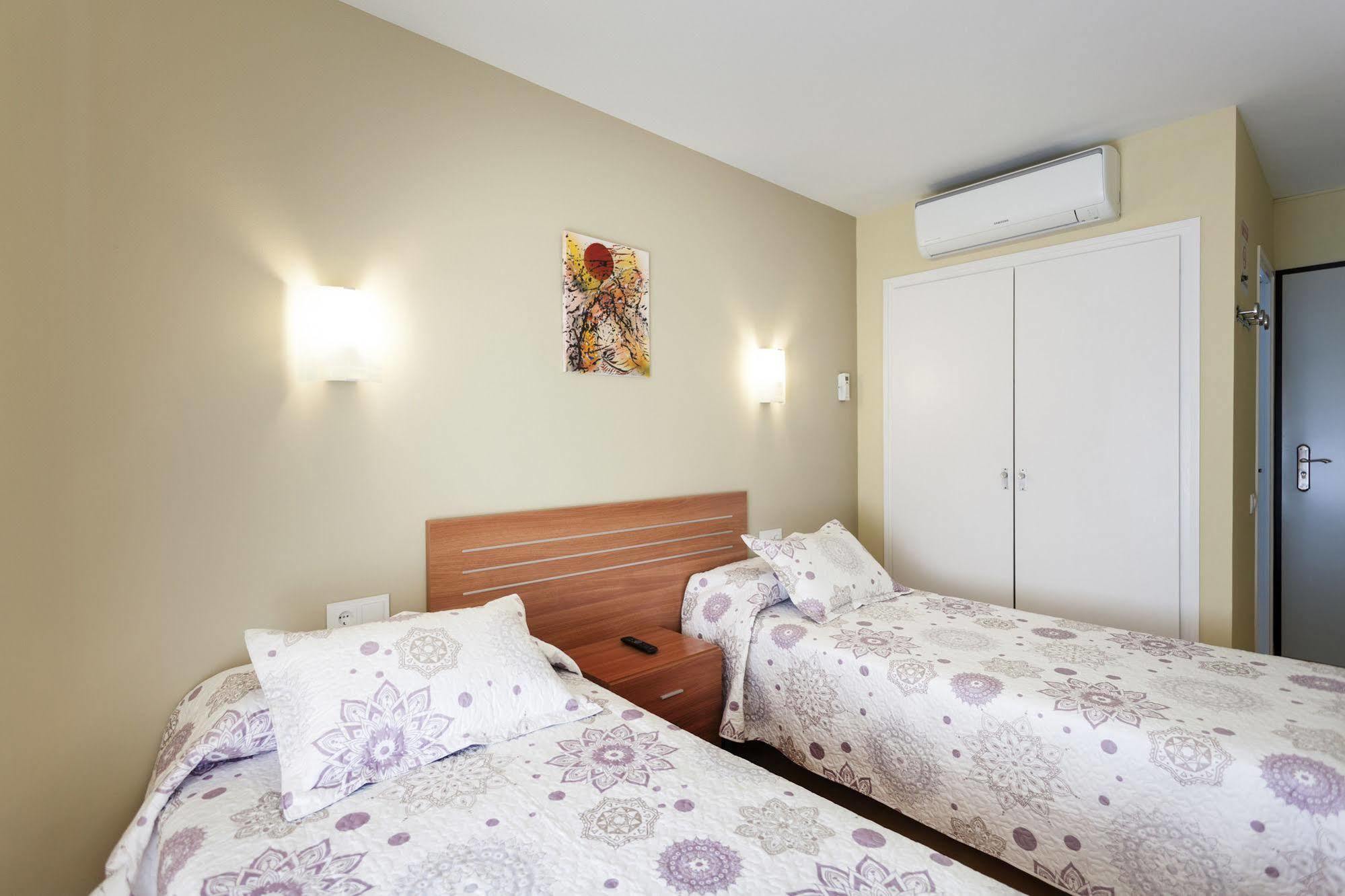 La Premsa Otel Arenys de Mar Dış mekan fotoğraf