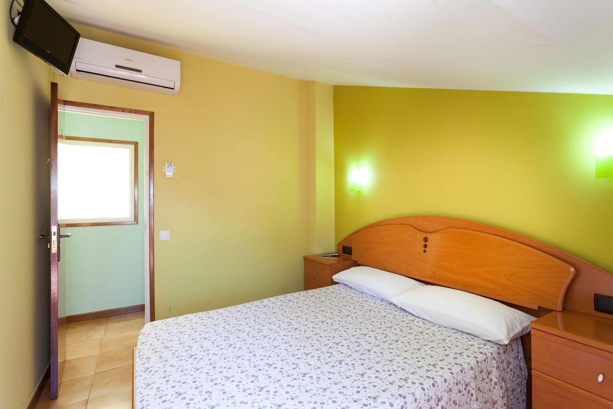 La Premsa Otel Arenys de Mar Dış mekan fotoğraf