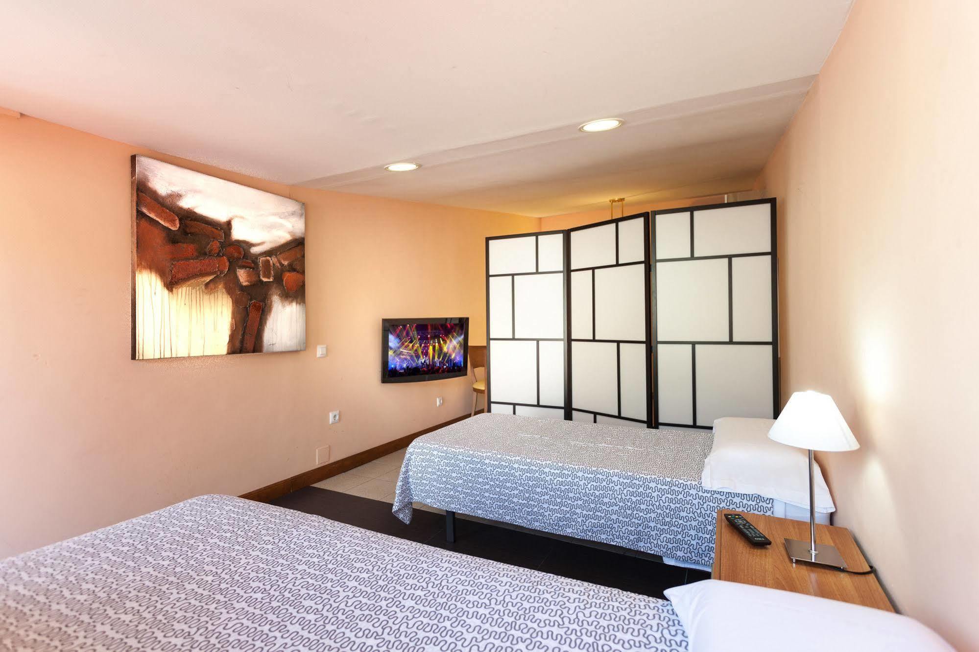 La Premsa Otel Arenys de Mar Dış mekan fotoğraf