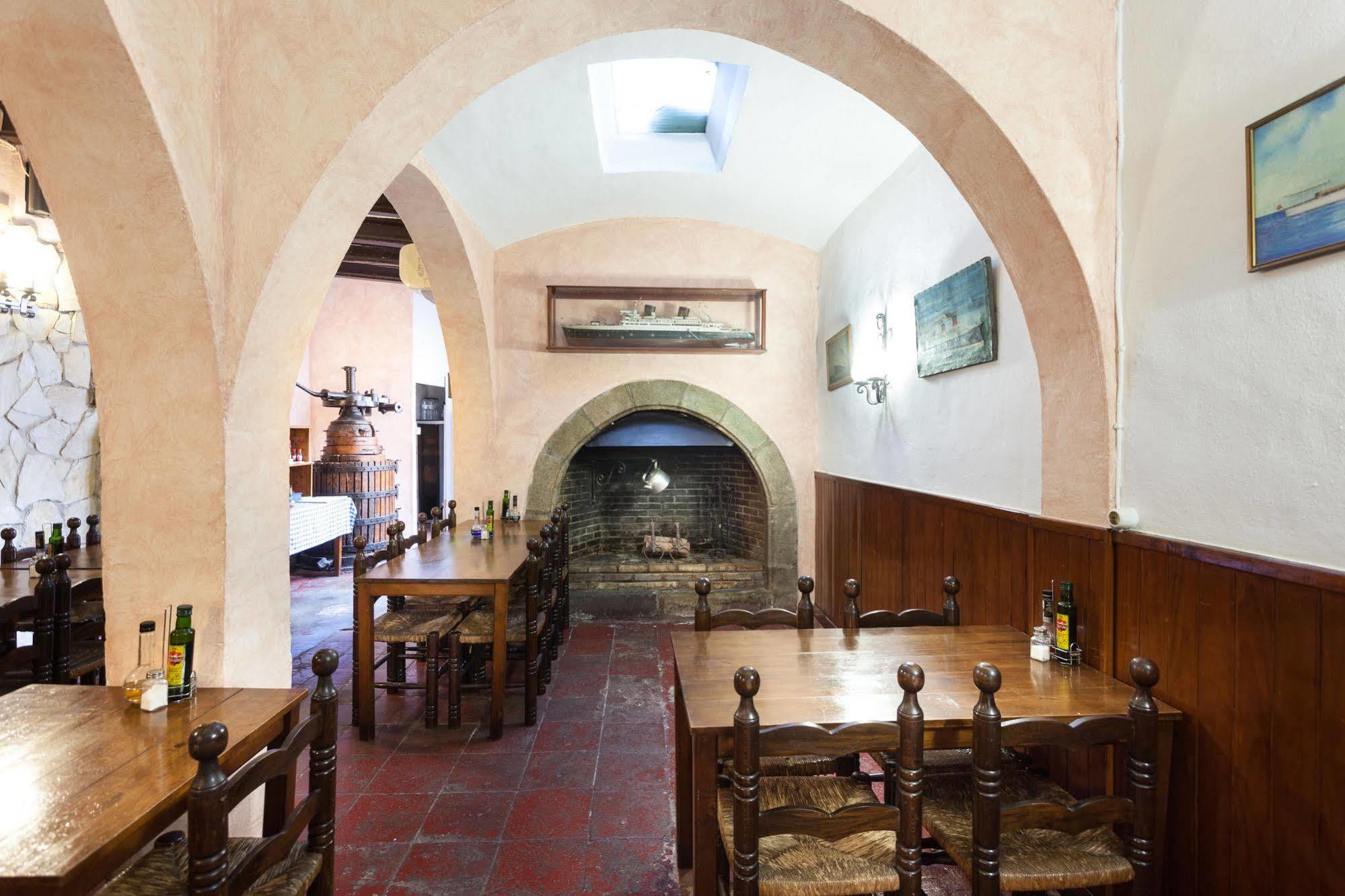 La Premsa Otel Arenys de Mar Dış mekan fotoğraf